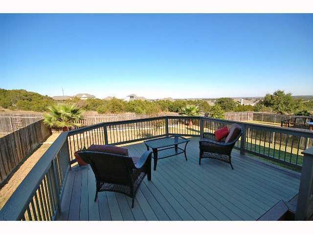 Building Photo - Fabulous 3/2.5   Home in Circle C - Great Views, Yard, Beautiful Home!