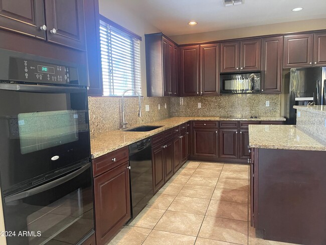 Building Photo - 3594 E Gary Way