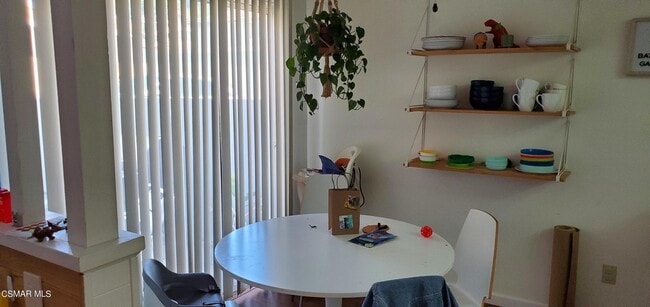 Building Photo - 1792 E Avenida De Las Flores