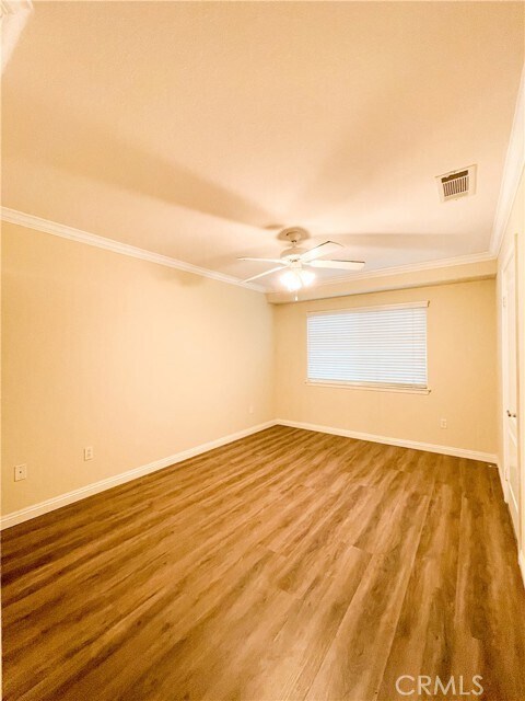 Foto del edificio - 1421 Lomita Blvd