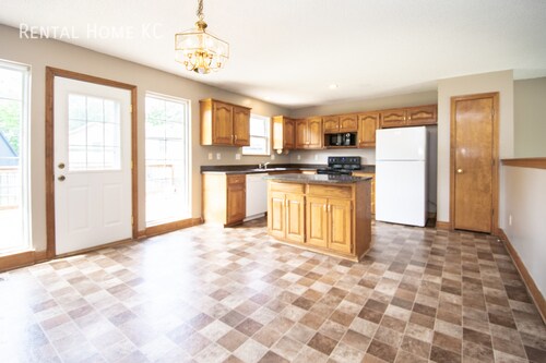Foto del edificio - 17515 W 111th Ct