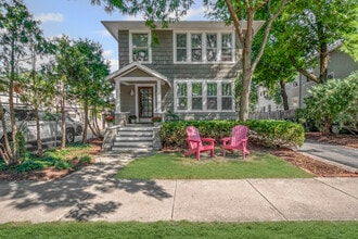 Building Photo - 2541 Ewing Ave