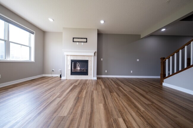 Building Photo - 18335 Glassner Way