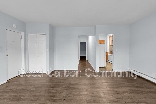 Building Photo - 425 Porter Ave