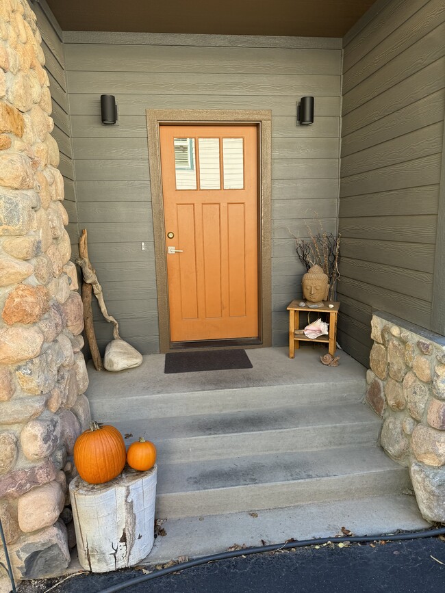 Foto del edificio - 78 Jameson Dr