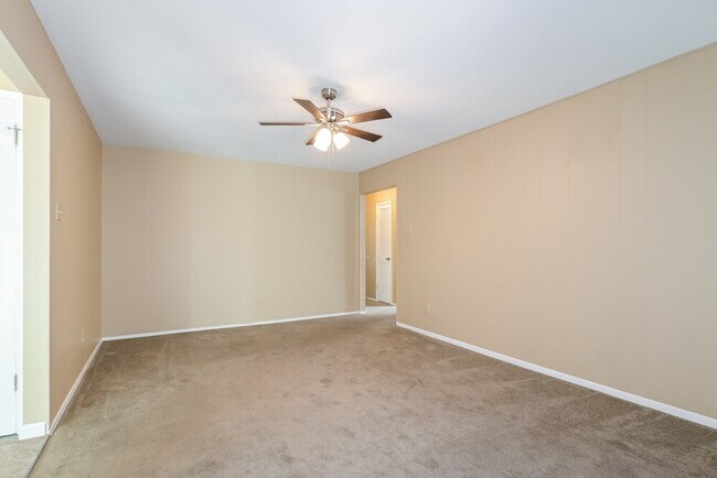 Foto del edificio - 3825 Arbre Ln