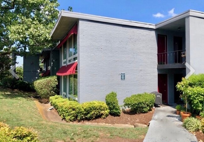Building Photo - 201 Acklen Park Dr
