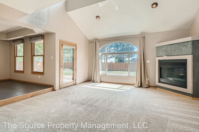 Foto del edificio - 5 br, 3.5 bath House - 7130 W Canberra St Dr