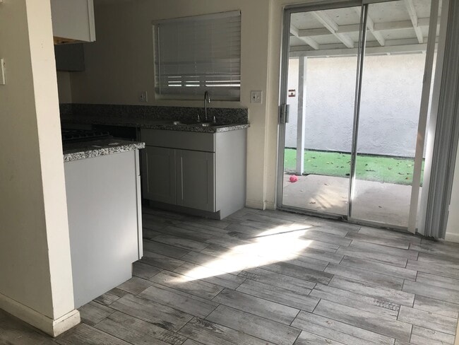 Building Photo - 1231 Isleton Pl