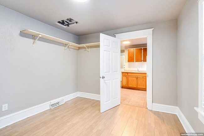 Foto del edificio - 712 W Lorain St