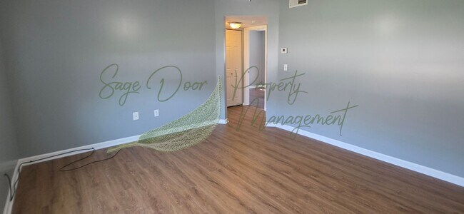 Foto del edificio - 5535-5537 Freeman Ave