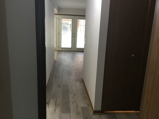 Foto del edificio - 1704 Sable Ln