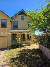 Building Photo - 5191 Alamo Ave