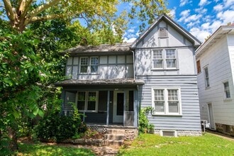 Building Photo - 242 E Northwood Ave