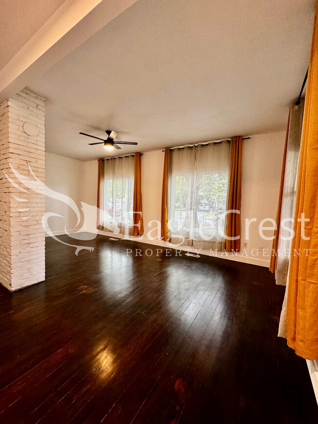 Foto del edificio - Downtown Walla Walla 4 Bedroom Farmhouse with Modern Comforts $200.00 OFF 2nd MONTHS RENT!!!