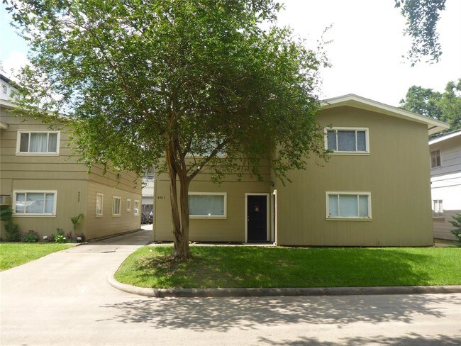 Building Photo - 4307 W Alabama St