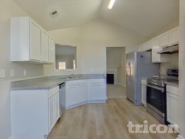 Foto del edificio - 5545 Amber Cove Way