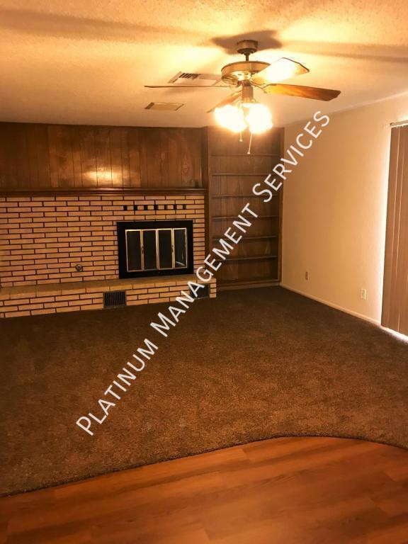 Building Photo - 440 Cheyenne Cir