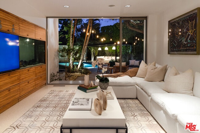 Building Photo - 11181 Ophir Dr