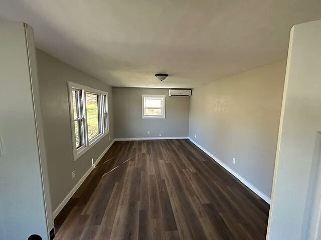 Foto del edificio - 1140 Oakdale Rd