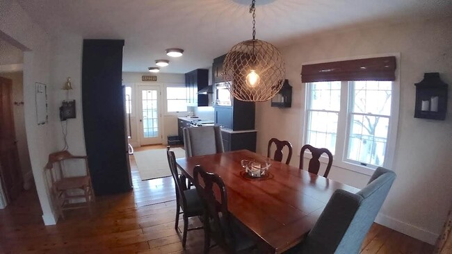 Building Photo - 2425 Waukazoo Trail