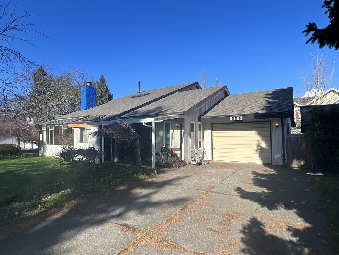 Photo principale - 5191 Chetwynd Av