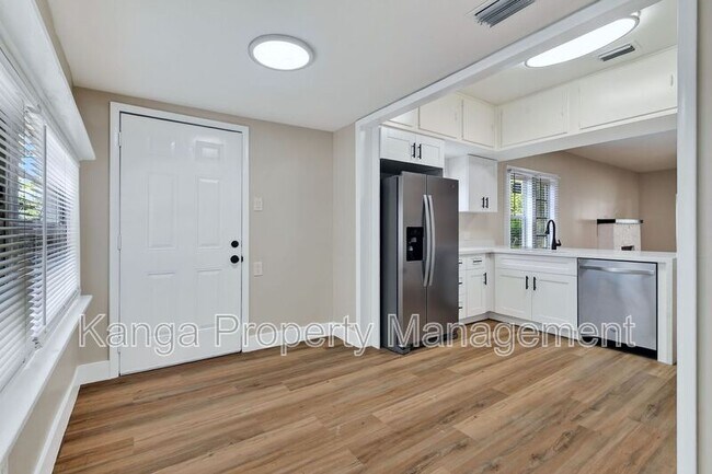 Foto del edificio - 3714 Morton Ave