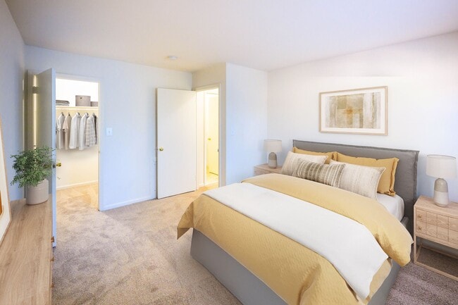Building Photo - Melrose Place Apartments