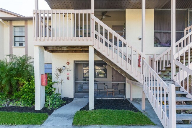 Foto del edificio - 9350 Lennex Ln