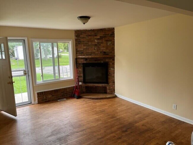 Foto del edificio - Charming 3-Bedroom Home in Mount Morris