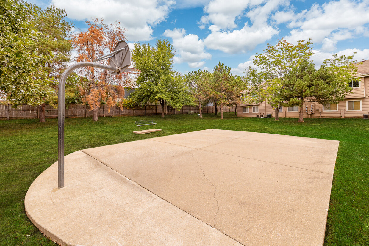 Building Photo - Clarion Park Apartments