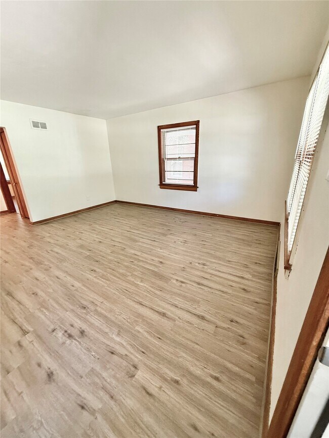 Foto del edificio - 1308 Caseyville Ave