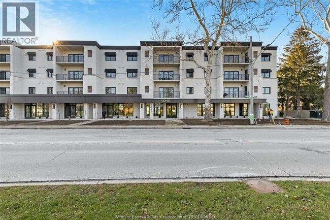 Building Photo - 3817 Howard Ave