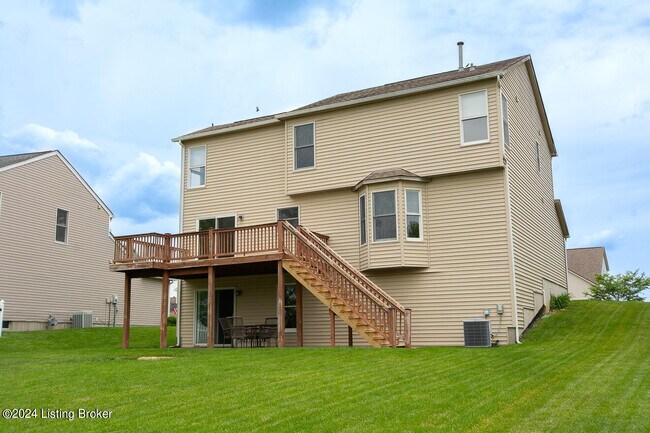 Building Photo - 6702 Shallow Rock Dr