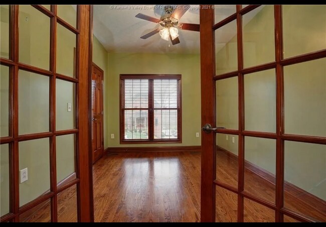 Foto del edificio - 152 Crestridge Dr