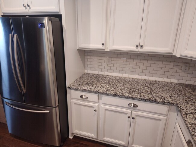 Foto del edificio - 4 bed home for rent in Thornton.