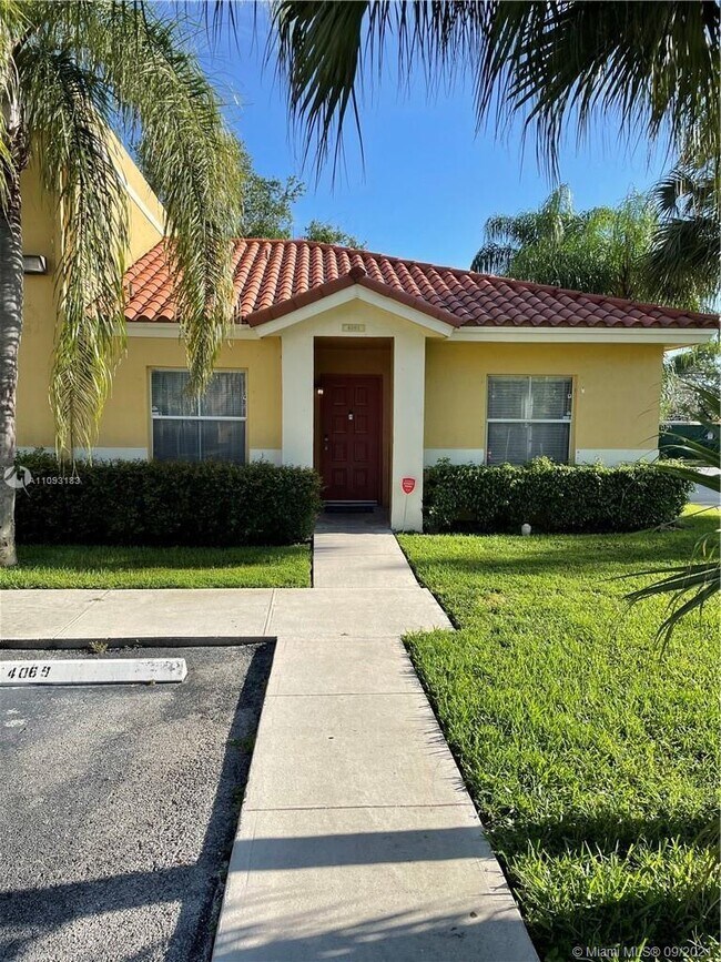 Building Photo - 4081 NW 90th Ave