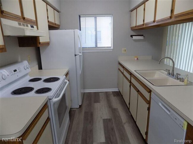 Foto del edificio - 38541 Wellington Dr