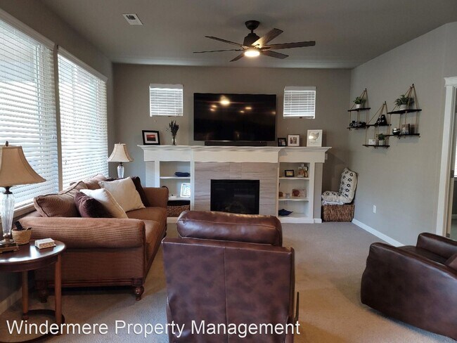 Building Photo - 4 br, 2.5 bath House - 3790 Portside Drive