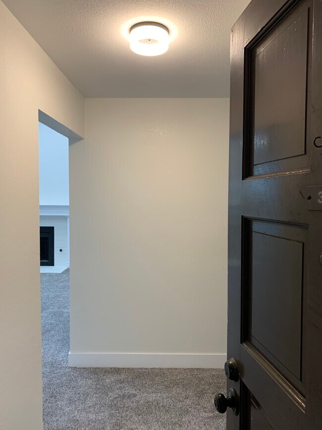 Building Photo - 21062 Gary Dr