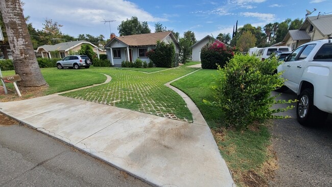 Foto del edificio - 4863 Rubidoux Ave