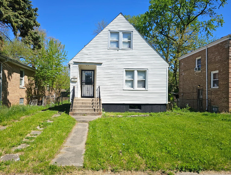 Foto principal - 1148 W 111th Pl
