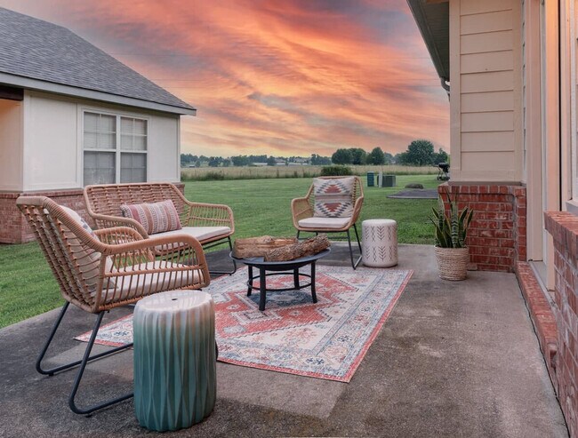 Foto del edificio - 4181 N Rolling Meadows Dr