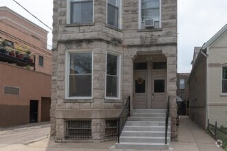 Building Photo - 2013 W Iowa St