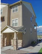 Building Photo - 3045 Wild Peregrine View