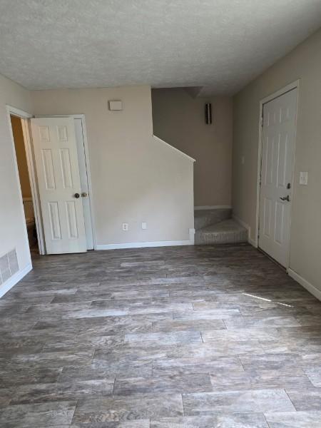 Foto del edificio - 7083 Oakhill Cir