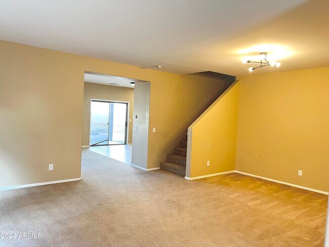 Foto del edificio - 2414 W Hunter Ct