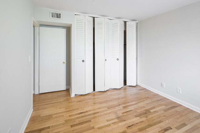 Foto del edificio - 463 Church St