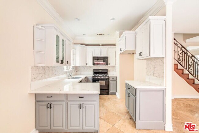 Foto del edificio - 13743 Cordary Ave