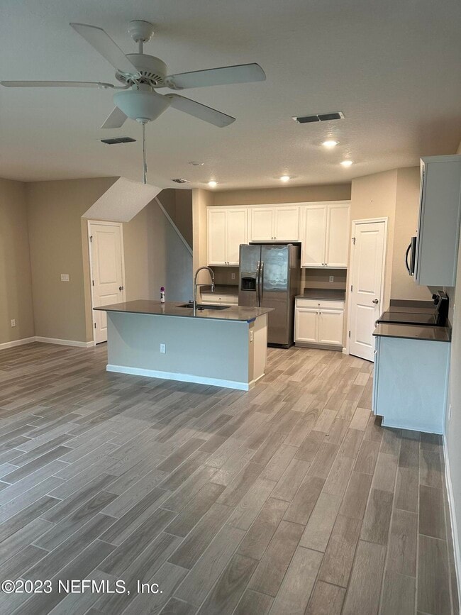 Building Photo - 10296 Alder Creek Ln
